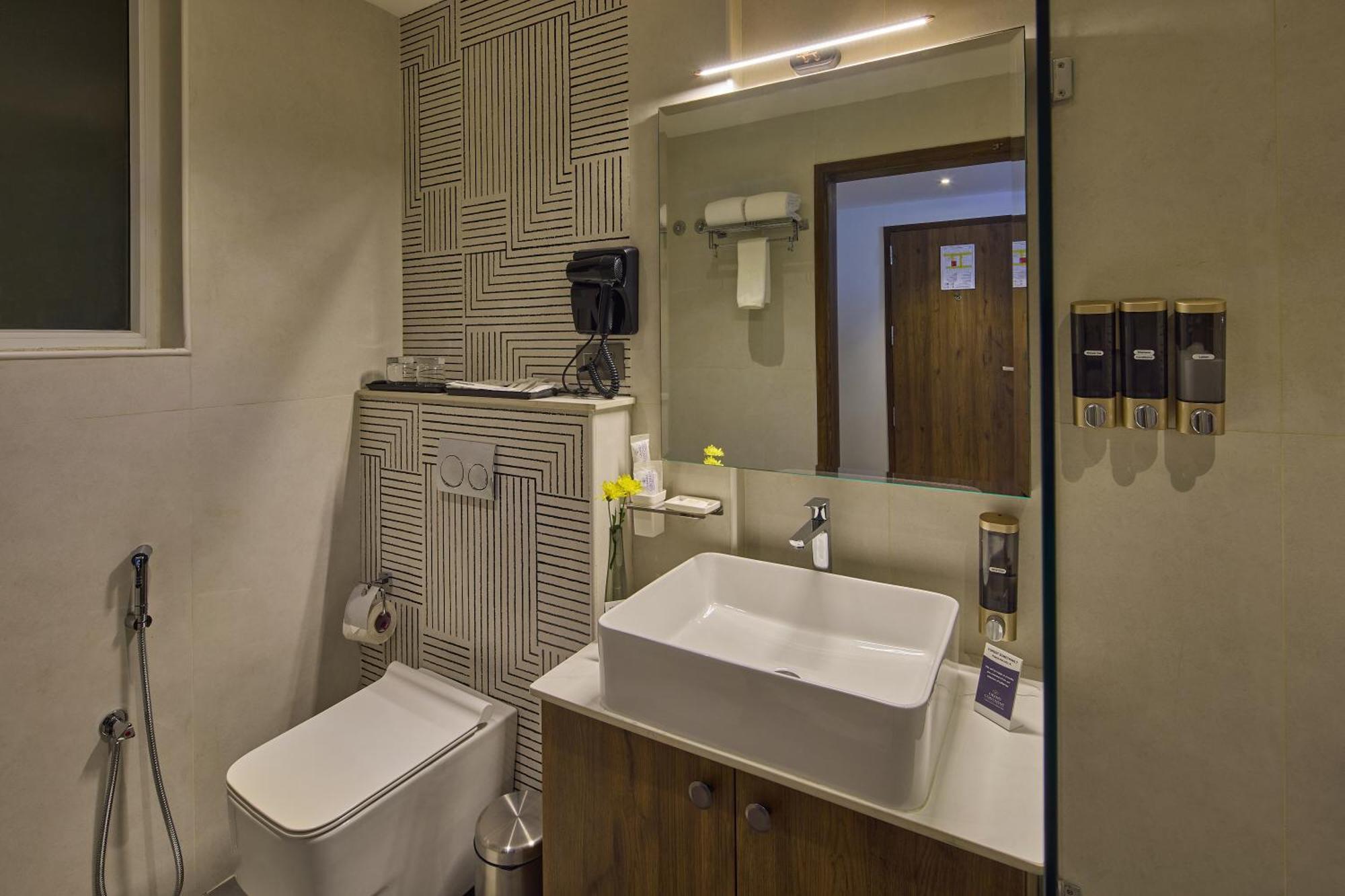 Grand Continent Hebbal A Sarovar Portico Affiliate Hotel Bangalore Luaran gambar